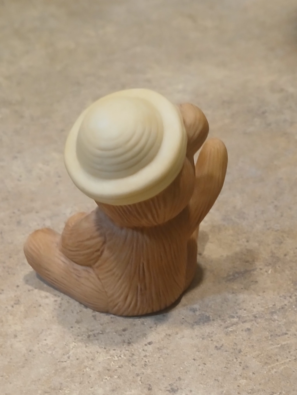 Vintage "August" Monthly Bear Figurine - Picture 2 of 5